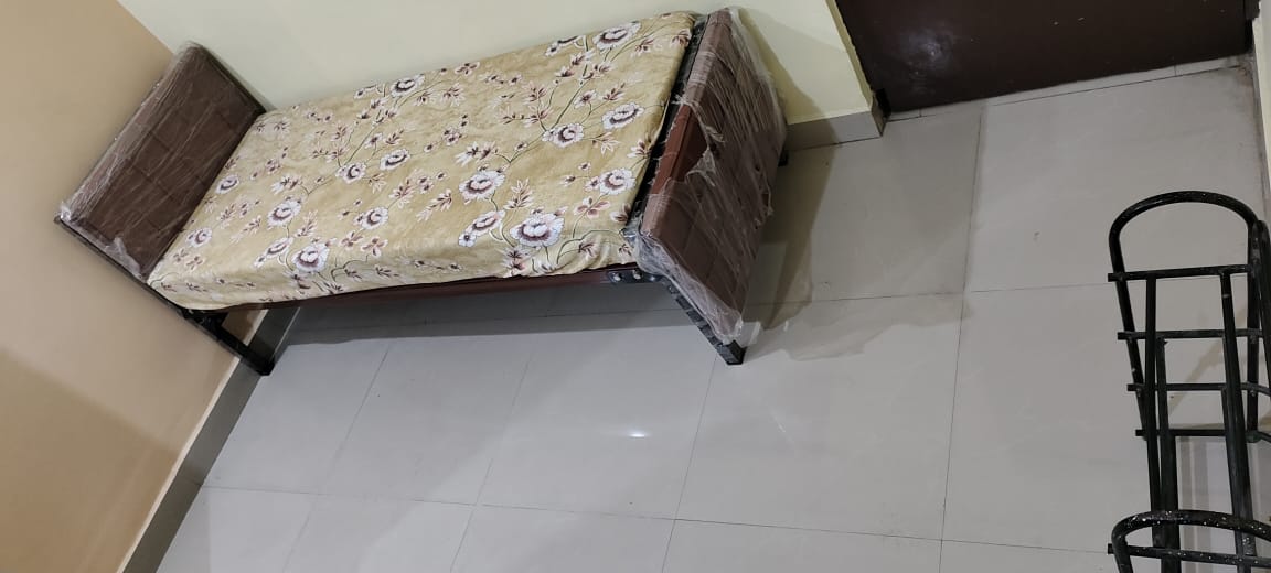 Gowtham Ladies PG New